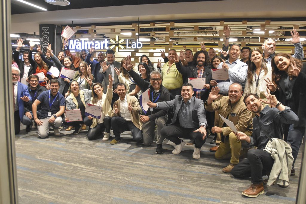 Walmart Chile se compromete a que el 70% de sus proveedores sean pequeñas y medianas empresas al 2026